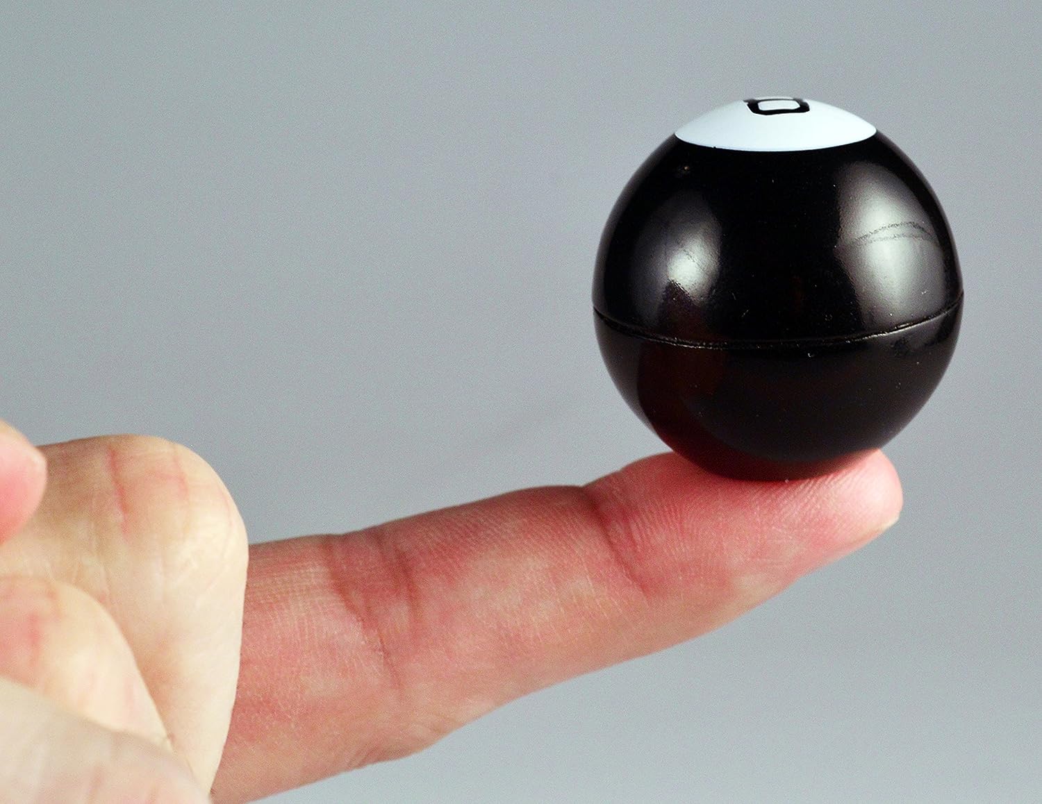Der kleinste Magic 8 Ball der Welt – 100 % funktionales Miniaturspielzeug für Kinder ab 8 Jahren 4